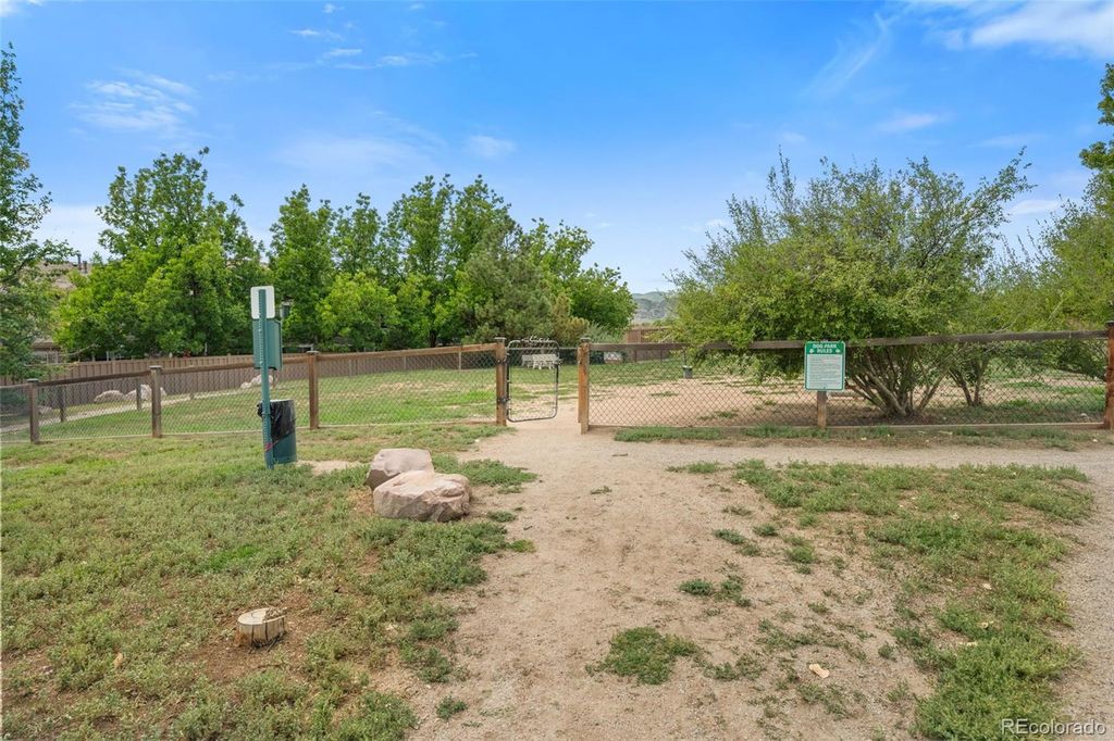Image 41 of property listing at 8361 S Upham Way 212, Littleton, CO 80128