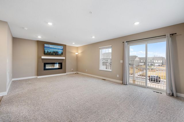 11178 Balsam Pointe Trail, Dayton, MN 55327