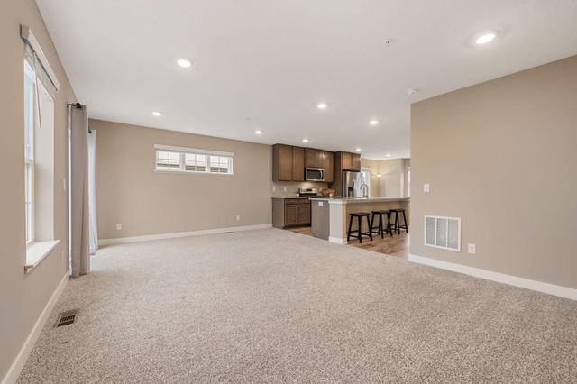 11178 Balsam Pointe Trail, Dayton, MN 55327