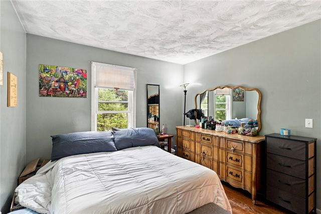 77 Kenneth Avenue, Warwick, RI 02889