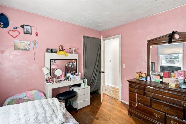 77 Kenneth Avenue, Warwick, RI 02889