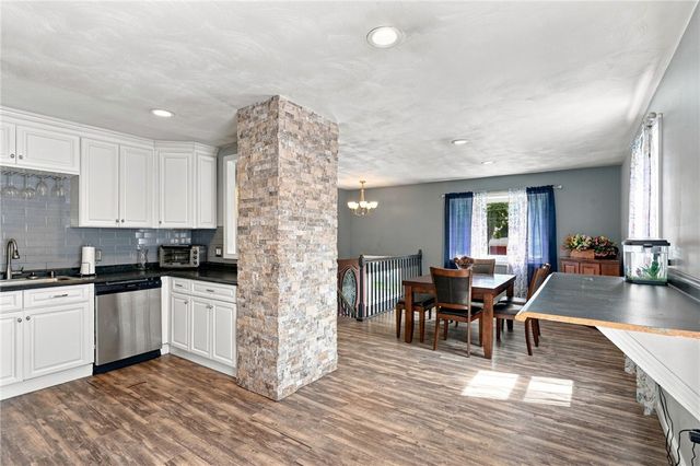 77 Kenneth Avenue, Warwick, RI 02889