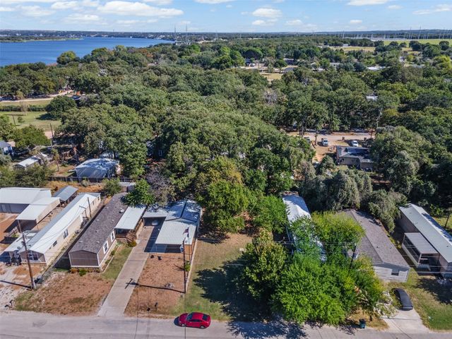 6525 Blue Water Court, Granbury, TX 76049