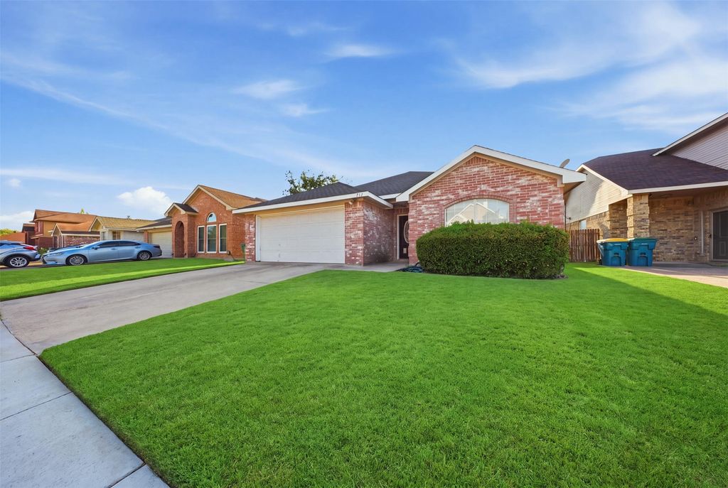737 Nelson Drive, Cedar Hill, TX 75104 — photo 2