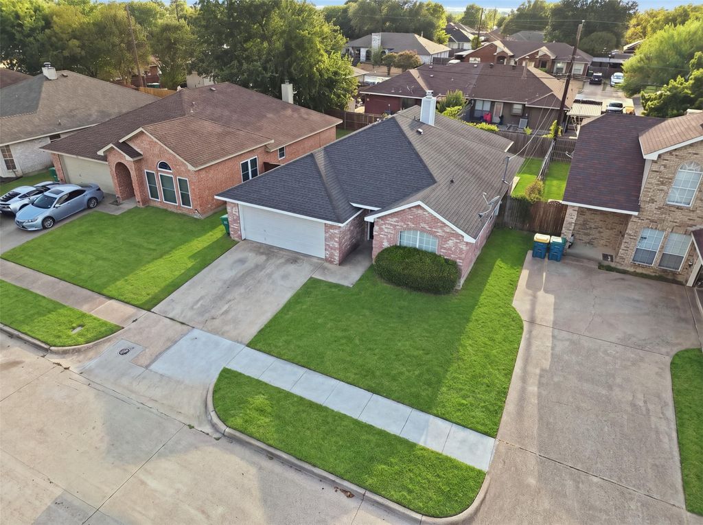 737 Nelson Drive, Cedar Hill, TX 75104 — photo 4