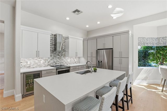 918 Tierra Lago WAY, Naples, FL 34119