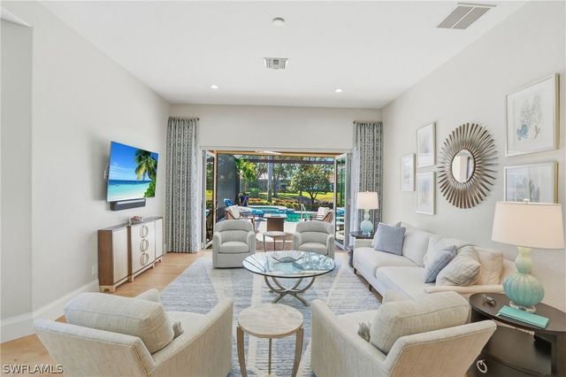 918 Tierra Lago WAY, Naples, FL 34119