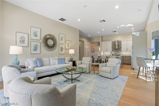 918 Tierra Lago WAY, Naples, FL 34119