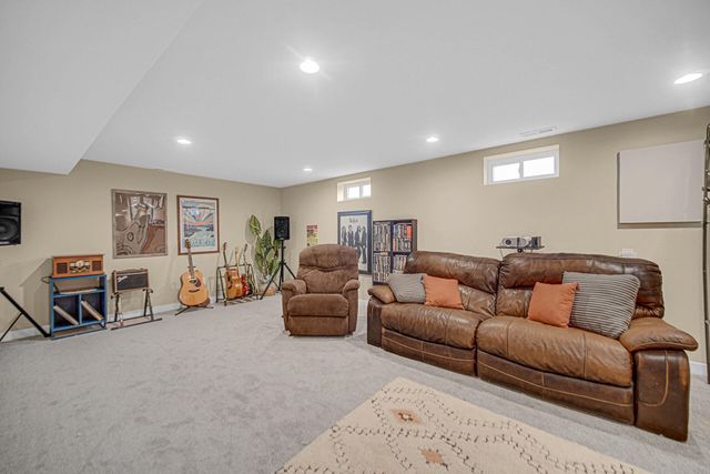 217 Hemlock Lane, Crown Point, IN 46307