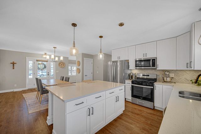 217 Hemlock Lane, Crown Point, IN 46307