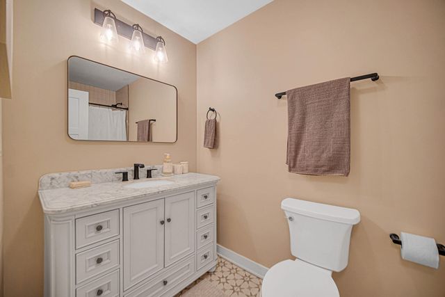 217 Hemlock Lane, Crown Point, IN 46307