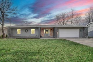 217 Hemlock Lane, Crown Point, IN 46307