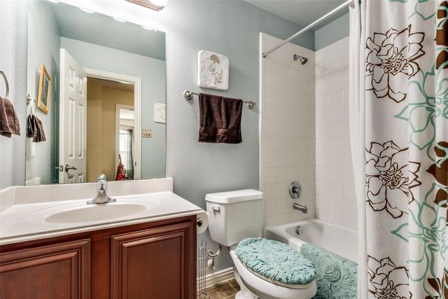 8730 Manhattan Avenue, Plano, TX 75024