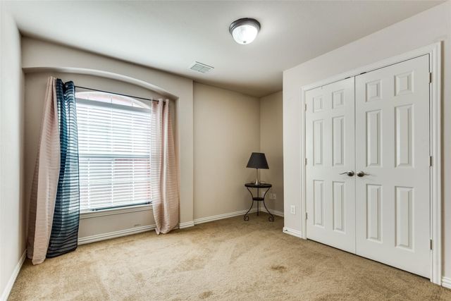 8730 Manhattan Avenue, Plano, TX 75024