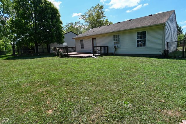 410 Lockerbie Lane, Pittsboro, IN 46167