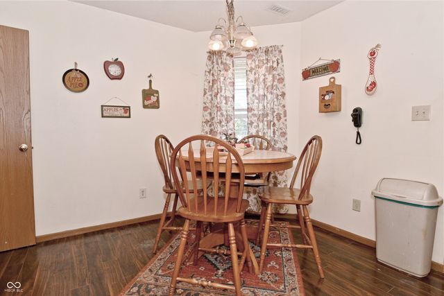 410 Lockerbie Lane, Pittsboro, IN 46167