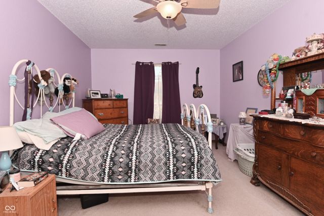 410 Lockerbie Lane, Pittsboro, IN 46167