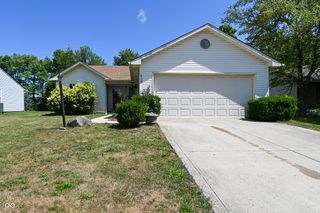 410 Lockerbie Lane, Pittsboro, IN 46167