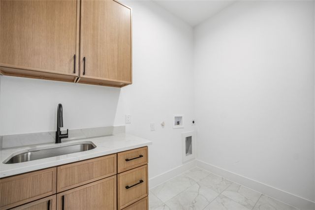 2334 Wycliff Avenue, Dallas, TX 75219