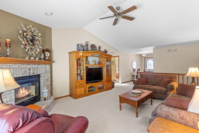 5311 Heatherfield COURT, Sheboygan, WI 53083