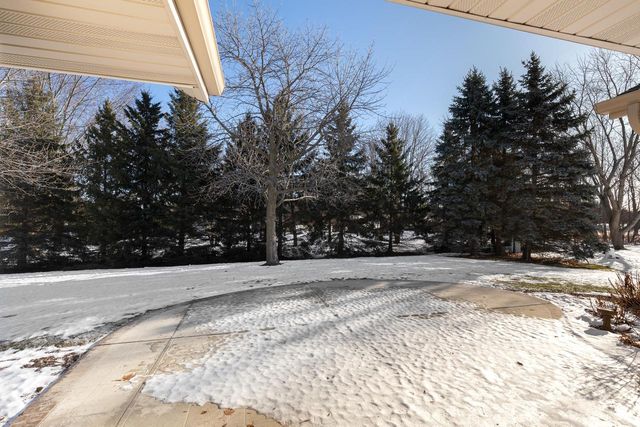 5311 Heatherfield COURT, Sheboygan, WI 53083