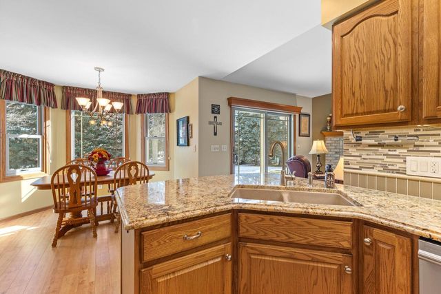 5311 Heatherfield COURT, Sheboygan, WI 53083