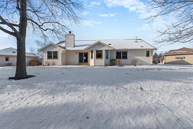 5311 Heatherfield COURT, Sheboygan, WI 53083