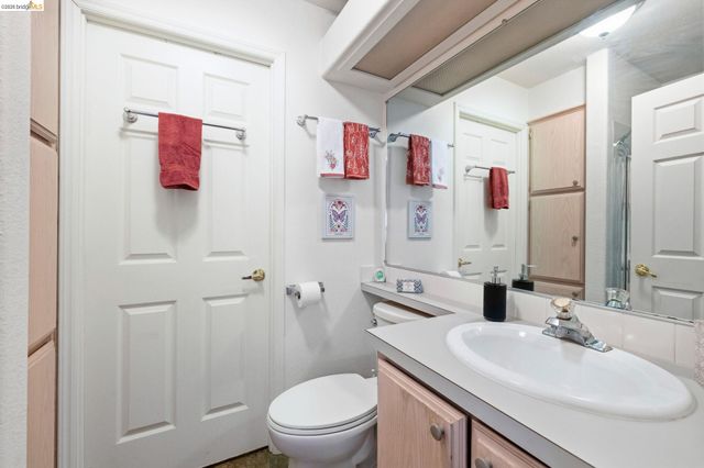 21952 Glenwood Rd, Sonora, CA 95370