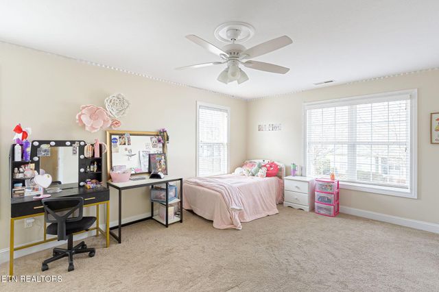 117 Fallberry St, Oak Ridge, TN 37830