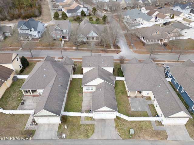 117 Fallberry St, Oak Ridge, TN 37830