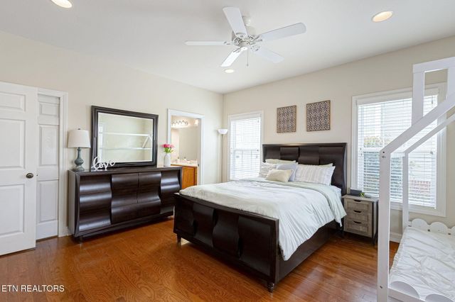 117 Fallberry St, Oak Ridge, TN 37830