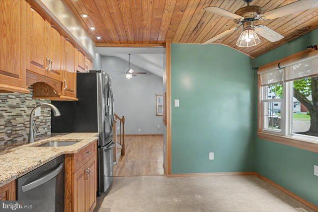 114 KENMARK RD, Newark, DE 19713