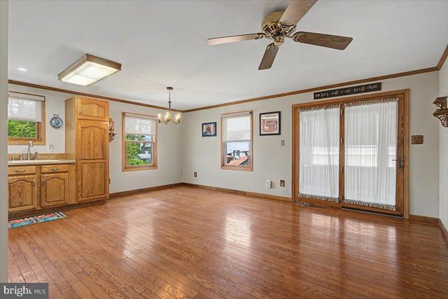 114 KENMARK RD, Newark, DE 19713