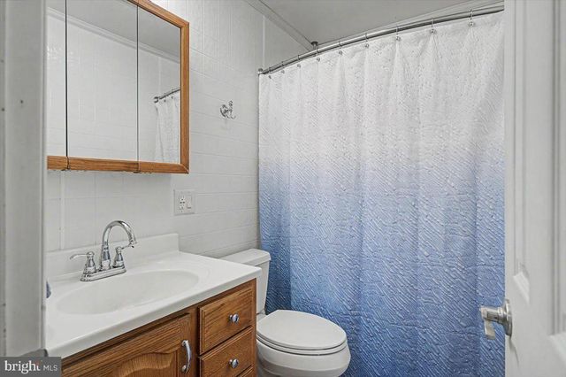 114 KENMARK RD, Newark, DE 19713