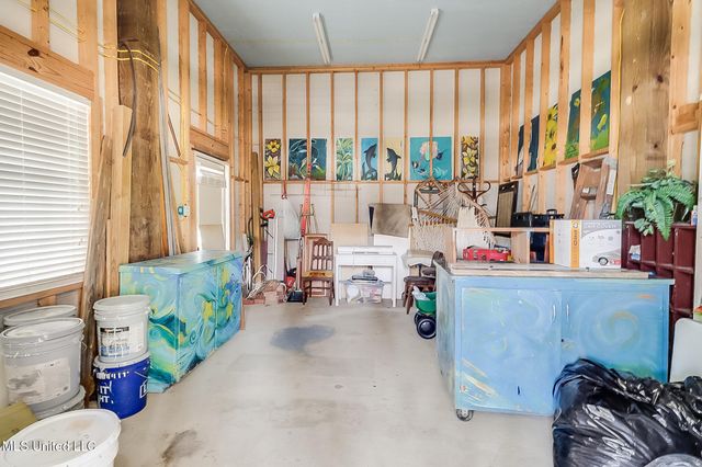 411 Martin Avenue, Ocean Springs, MS 39564