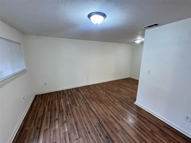 8207 Sam Rayburn DR 204, Austin, TX 78753