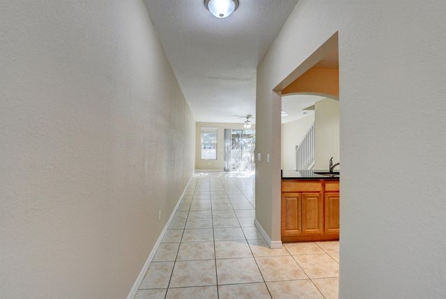 105 Hemingway Court, Palm Springs, FL 33461