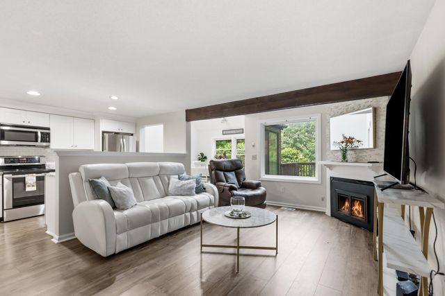 49 Stacey Circle, Windham, NH 03087