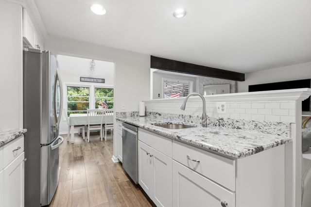 49 Stacey Circle, Windham, NH 03087