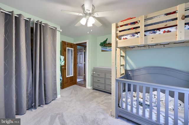 21 SAGER RD, Elizabethtown, PA 17022