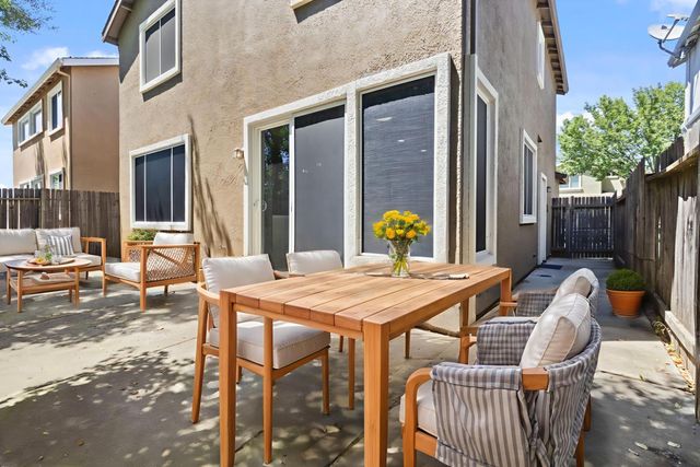 2573 Chesapeake Bay Cir, Cameron Park, CA 95682