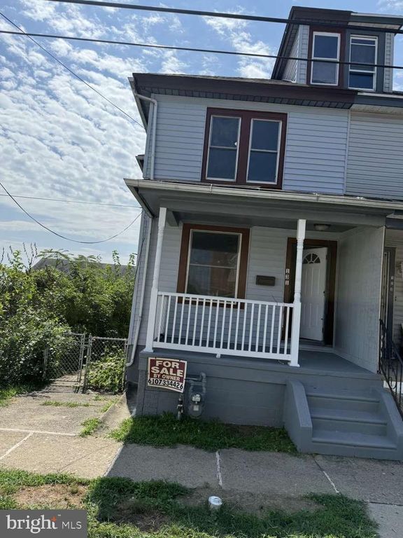 131 WHITE AVE, Marcus Hook, PA 19061