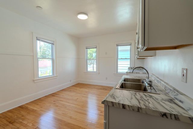 3783 N 12th STREET, Milwaukee, WI 53206