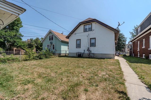 3783 N 12th STREET, Milwaukee, WI 53206