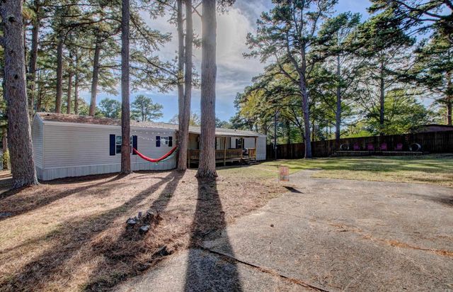 112 Chalet Circle, Fairfield Bay, AR 72088