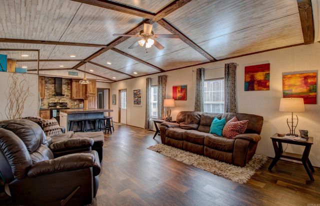 112 Chalet Circle, Fairfield Bay, AR 72088