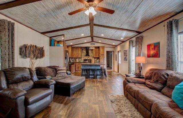 112 Chalet Circle, Fairfield Bay, AR 72088