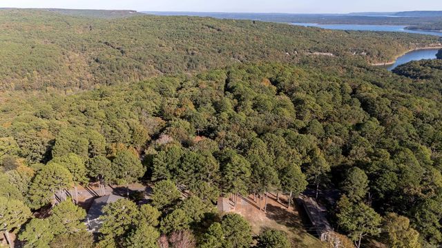 112 Chalet Circle, Fairfield Bay, AR 72088