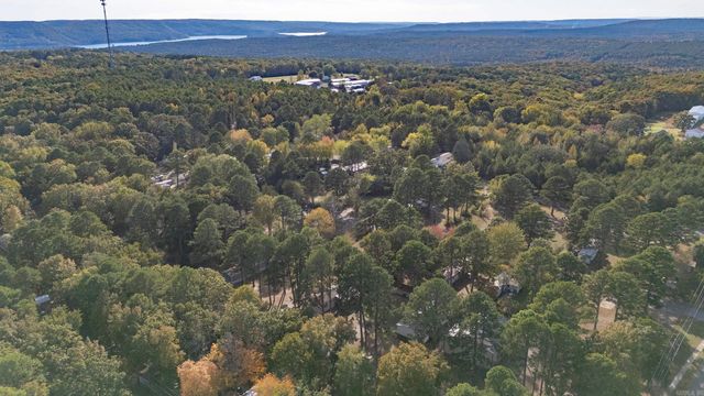 112 Chalet Circle, Fairfield Bay, AR 72088