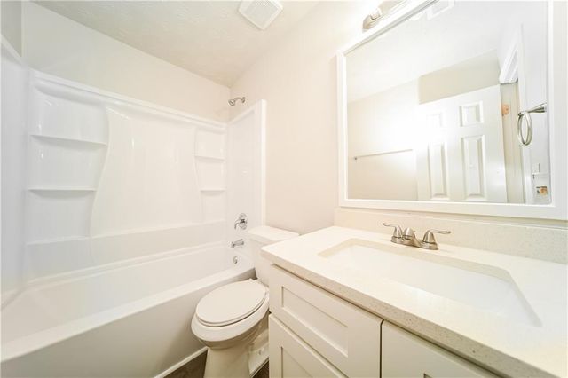 11171 Knotty Pine Place, Hampton, GA 30228